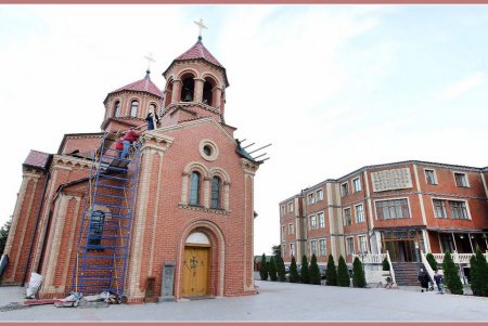 Кусочек Армении в Одессе готовится к первым смотринам (фоторепортаж)
