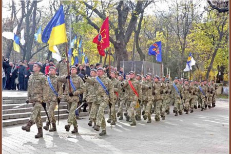 День достоинства и свободы: в Одессе возложили цветы к памятнику Шевченко (фоторепортаж) 