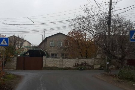 Опасный участок в районе Ленпоселка сделали более безопасным (фото)