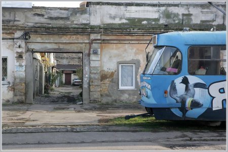 Историческое место криминальной славы, архитектурных экспериментов и живых руин (фоторепортаж)