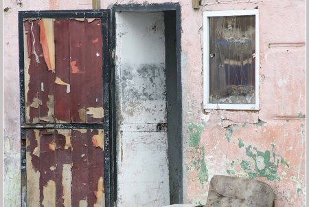 Историческое место криминальной славы, архитектурных экспериментов и живых руин (фоторепортаж)
