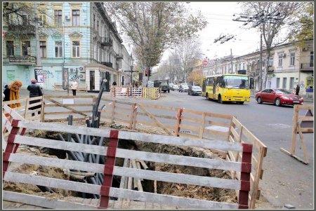Ришельевская улица капремонтируется (фоторепортаж)