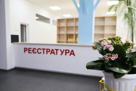 Мэр Одессы посетил отремонтированный филиал детской поликлиники №6 (фото)