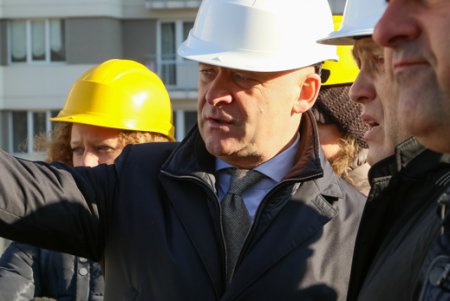 Мэр Одессы проинспектировал строительство школы на улице Говорова (фото)