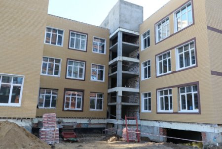 Мэр Одессы проинспектировал строительство школы на улице Говорова (фото)