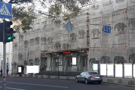 Одесских автолюбителей призывают грамотно перестраиваться во время движения (фото)