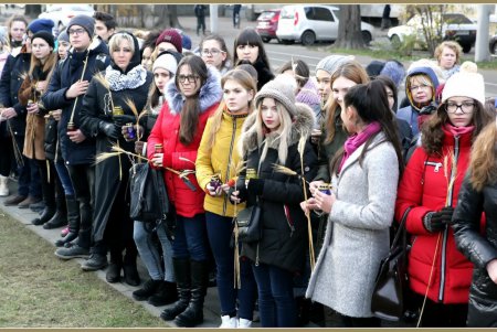 Сегодня в Одессе поминали погибших от Голодомора (фоторепортаж)