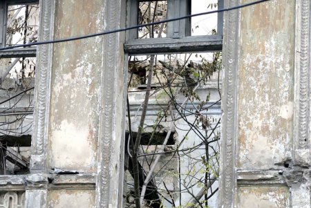 Из исторического центра Одессы многоэтажка «выселит» старые руины (фото)