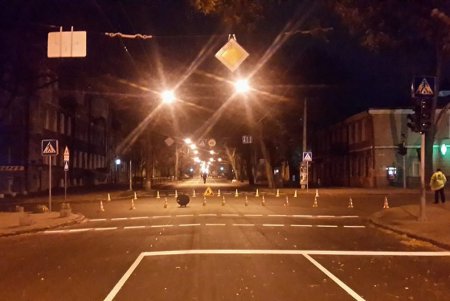 «Умные» зебры в центре Одессы подсветят пешеходов в темноте (фото)