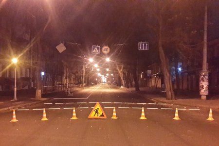 «Умные» зебры в центре Одессы подсветят пешеходов в темноте (фото)