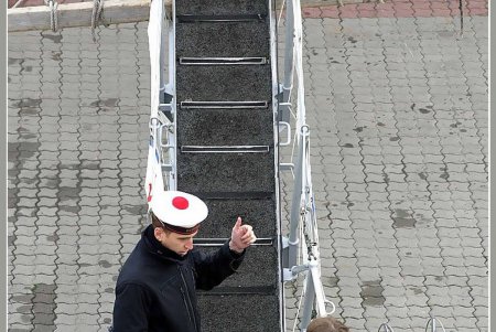 Пару американскому эсминцу в Одессе составил французский фрегат (фоторепортаж)