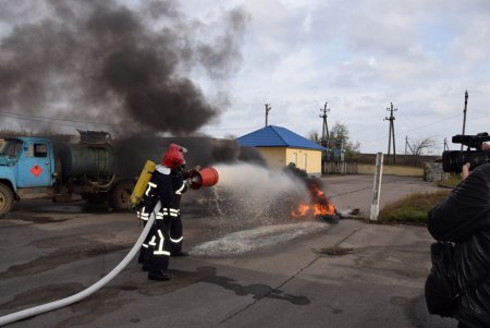 На украинско-молдавской границе пограничники «ликвидировали» утечку химвеществ (фото)