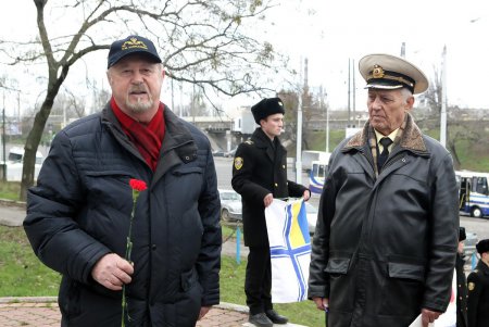 Одесситы вспоминали героического земляка — автора «атаки века» (фоторепортаж)