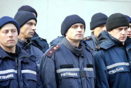Сегодня в Одессе пожарные «подожгли» Национальную библиотеку (фоторепортаж)