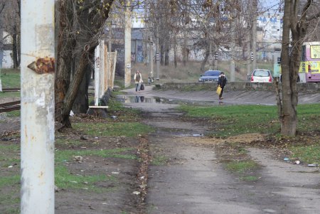 В Одессе подземные переходы через железнодорожные пути сделают более безопасными (фоторепортаж)