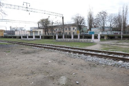 В Одессе подземные переходы через железнодорожные пути сделают более безопасными (фоторепортаж)