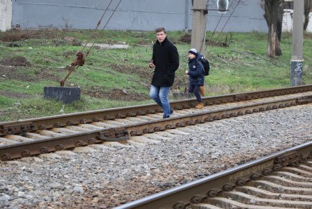 В Одессе подземные переходы через железнодорожные пути сделают более безопасными (фоторепортаж)