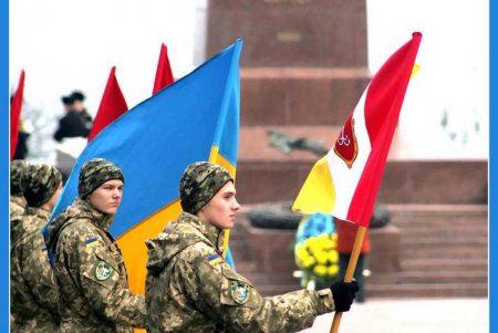 День Вооруженных Сил Украины: одесситы возложили цветы к памятнику Неизвестному матросу (фоторепортаж)