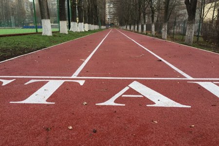 В Одессе отремонтируют еще десяток школьных стадионов (фото)