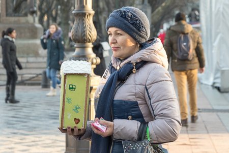 На Европейское Рождество одесситы лакомились сладкой елкой (фото) 