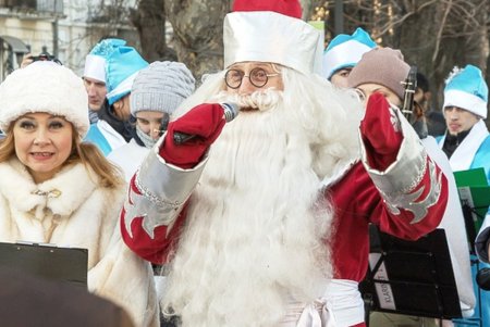На Европейское Рождество одесситы лакомились сладкой елкой (фото) 