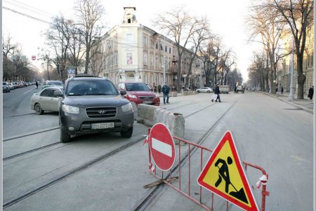 Пересыпский мост соскучился по трамваям из центра Одессы (фоторепортаж)