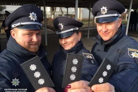 Патрульная полиция Одессы приняла новогоднее пополнение (фото)