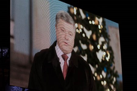Одесситы массово встретили Новый год на Думской площади (фото)
