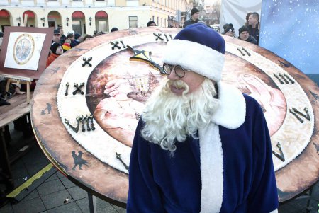 Возле Дюка одесситам презентовали гигантское лакомство (фоторепортаж)