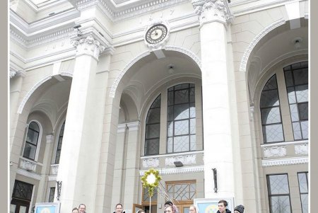 Маленькое чудо большого Праздника добра и любви (фоторепортаж)