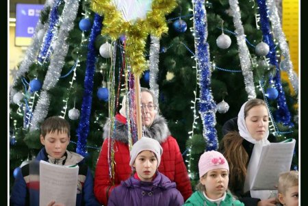 Маленькое чудо большого Праздника добра и любви (фоторепортаж)
