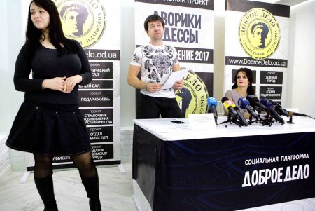 Самый лучший одесский дворик – тот, что живет любовью жителей (фоторепортаж)