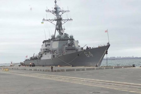 Воспитанники одесского интерната на время стали американскими военными моряками (фото) 