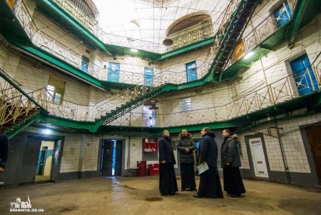 Божье слово в дни Рождества прозвучало под сводами Одесского СИЗО (фото)