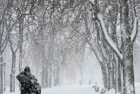 Одесса пережила первое наступление зимней стихии (фоторепортаж)