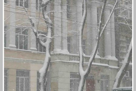 Одесса пережила первое наступление зимней стихии (фоторепортаж)