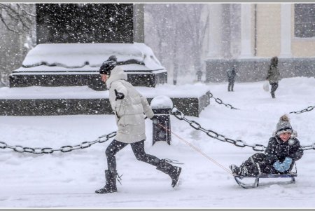 Одесса пережила первое наступление зимней стихии (фоторепортаж)