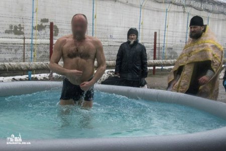 Крещение Господне: в Одесском СИЗО совершили обряд освящения воды (фото) 