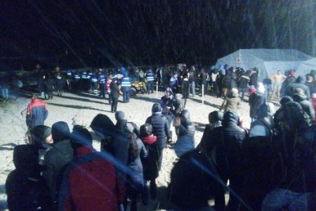 Семь тысяч одесситов окунулись в освященные воды Черного моря (фото)