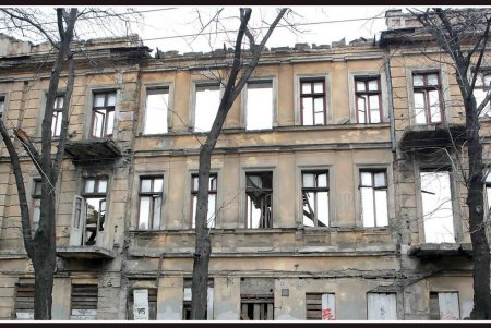 Архитектурная достопримечательность наоборот (фоторепортаж)