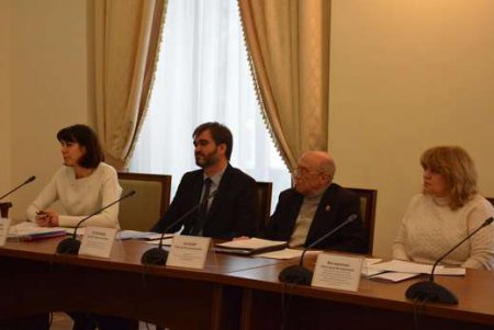 Конкурсная комиссия по внедрению электронного билета рассматривает предложение инвестора