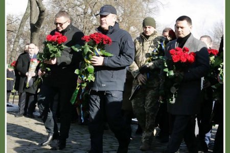 6 свечей как 6 миллионов: в Одессе почтили память жертв Холокоста (фоторепортаж)