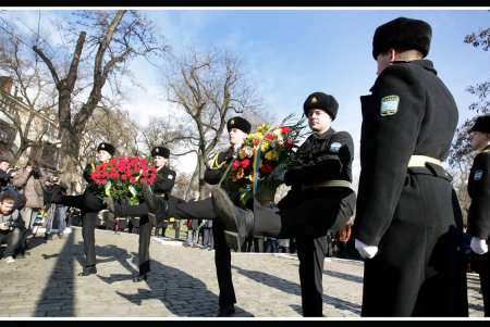 6 свечей как 6 миллионов: в Одессе почтили память жертв Холокоста (фоторепортаж)