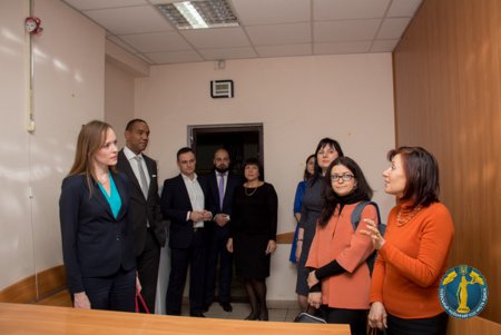 Одесский суд попробует представлять Фемиду онлайн (фото)
