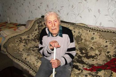 В Малиновском районе поздравили вековых одесситов