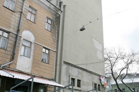 «Чайный квартал» Одессы препарируют под новоделы (фоторепортаж)