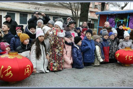 Одесситы встречают Новый год по-китайски (фоторепортаж)