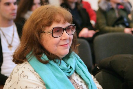 Всем одесситам — февральские цветы от Галины (фоторепортаж)