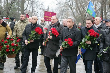 Сегодня в Одессе вспоминали воинов, жизнь отдавших на чужбине (фоторепортаж) 