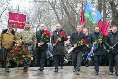 Сегодня в Одессе вспоминали воинов, жизнь отдавших на чужбине (фоторепортаж) 
